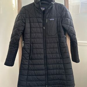 Women’s knee length Patagonia coat